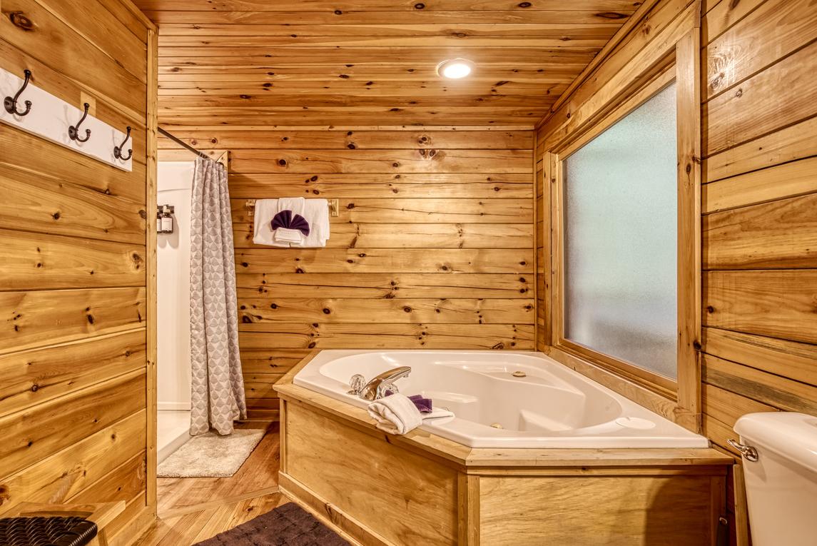 Nestled Inn - New Listing
