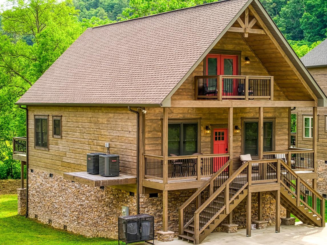 Slacker Bear's Creek Retreat New Listing
