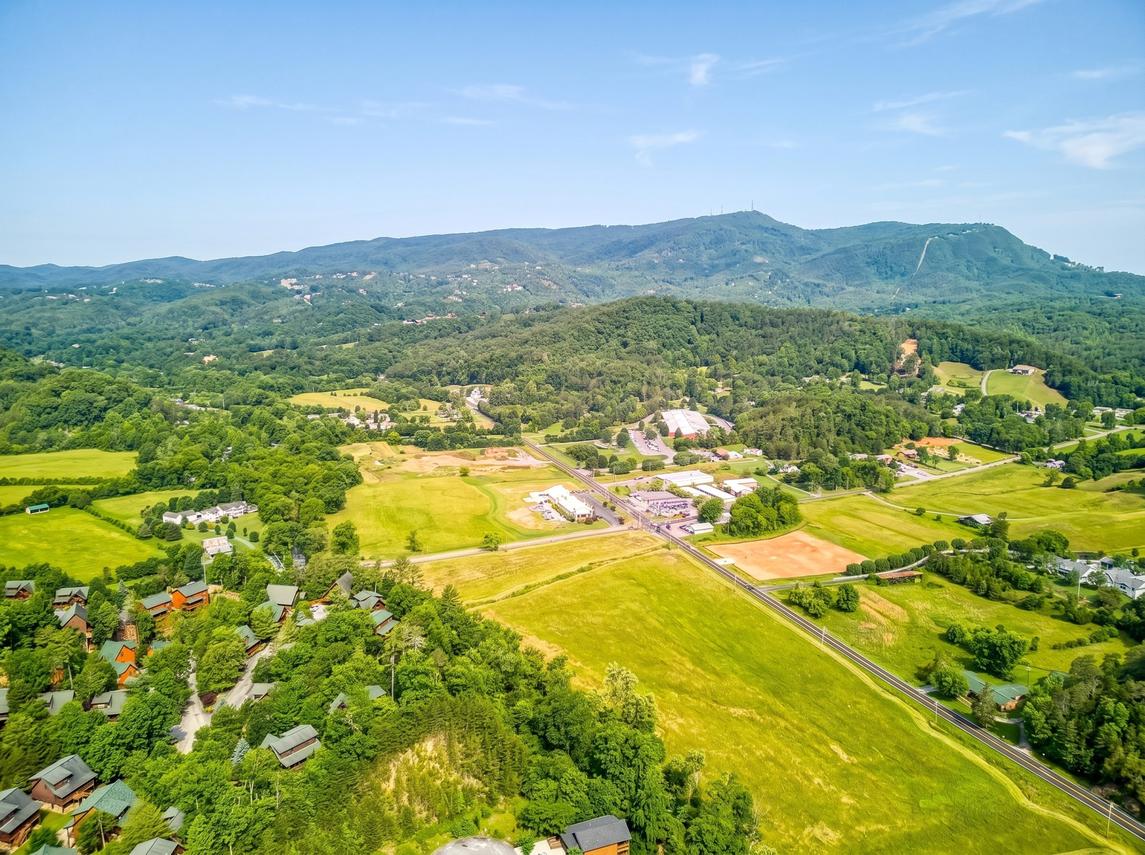Slacker Bear's Creek Retreat New Listing