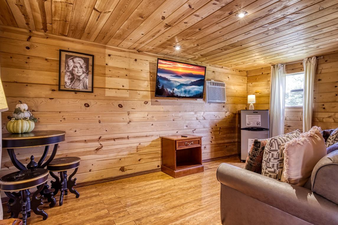 Rivers Ridge & Guest House - New Listing