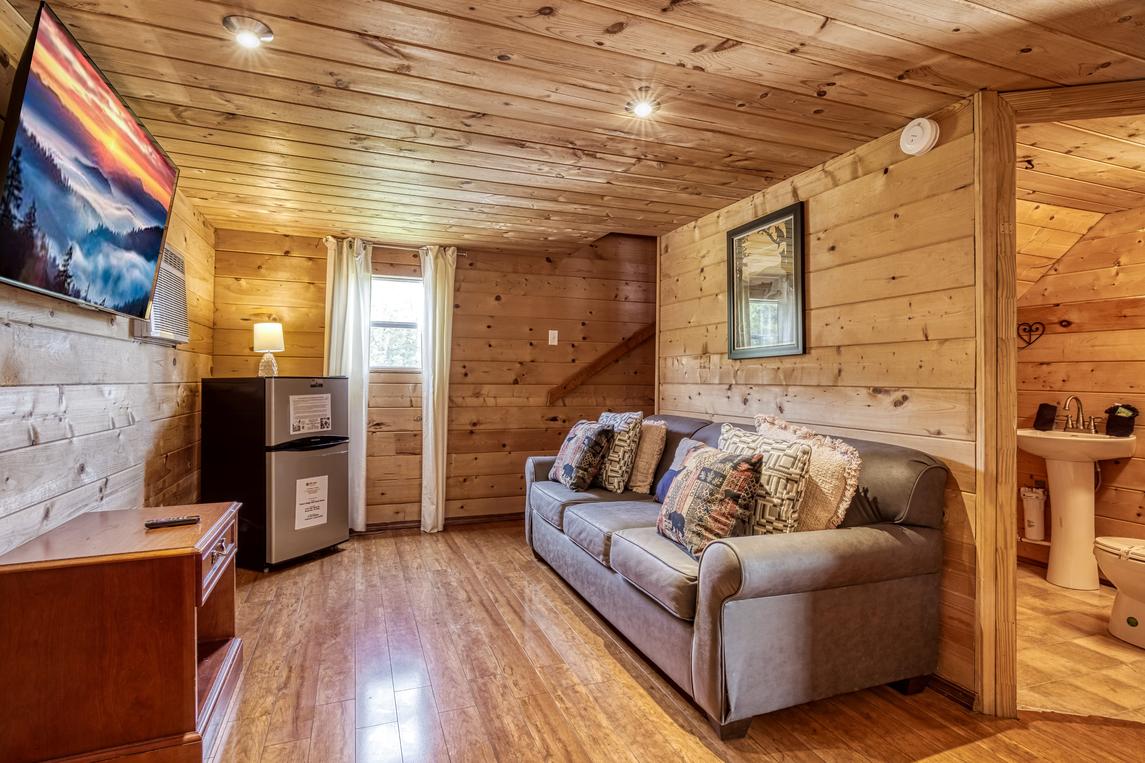 Rivers Ridge & Guest House - New Listing