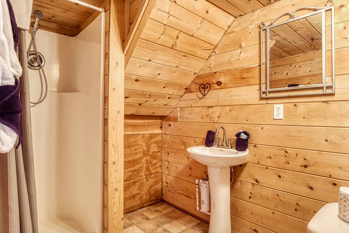 Rivers Ridge & Guest House - New Listing