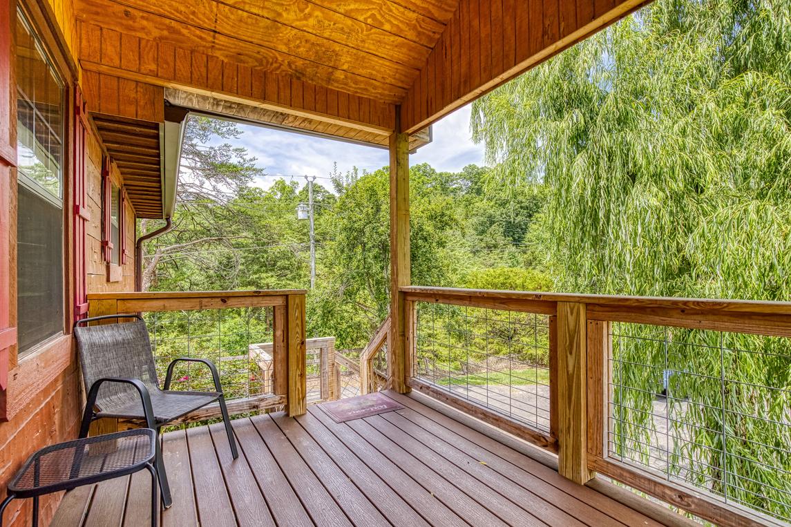 Rivers Ridge & Guest House - New Listing