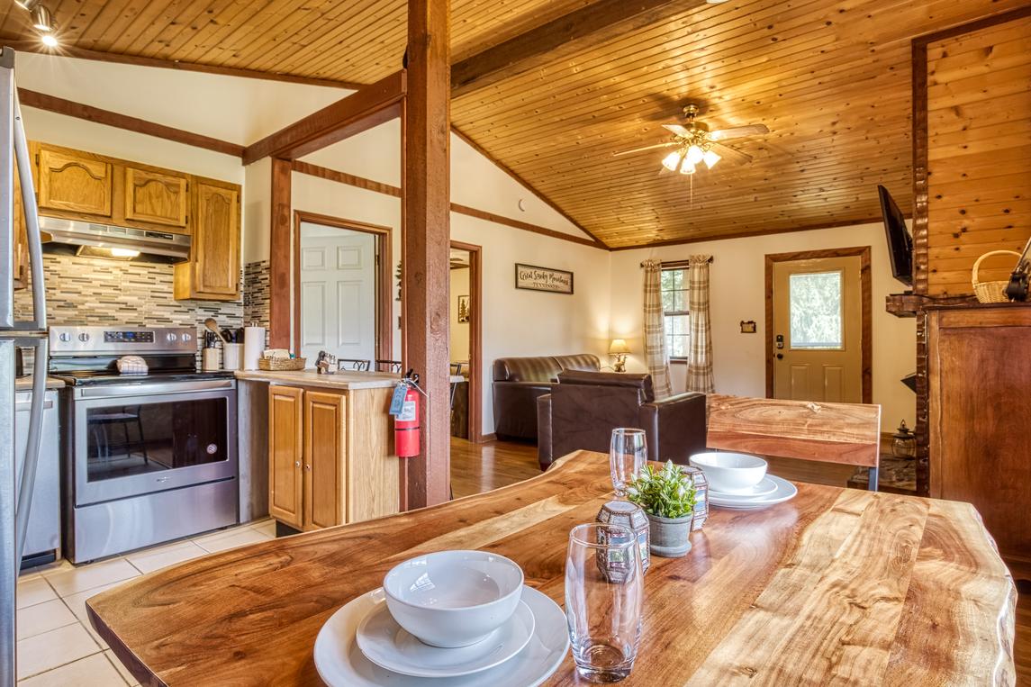 Rivers Ridge & Guest House - New Listing