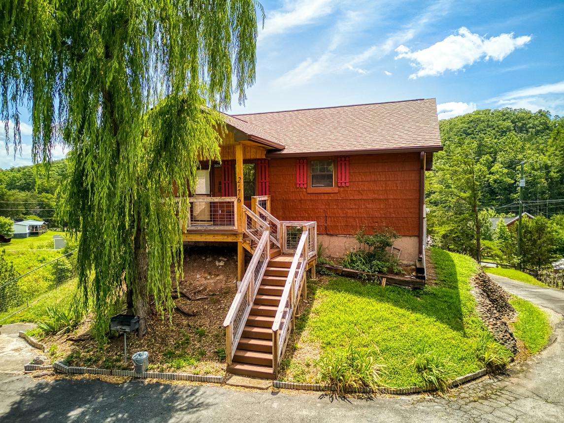 Rivers Ridge & Guest House - New Listing