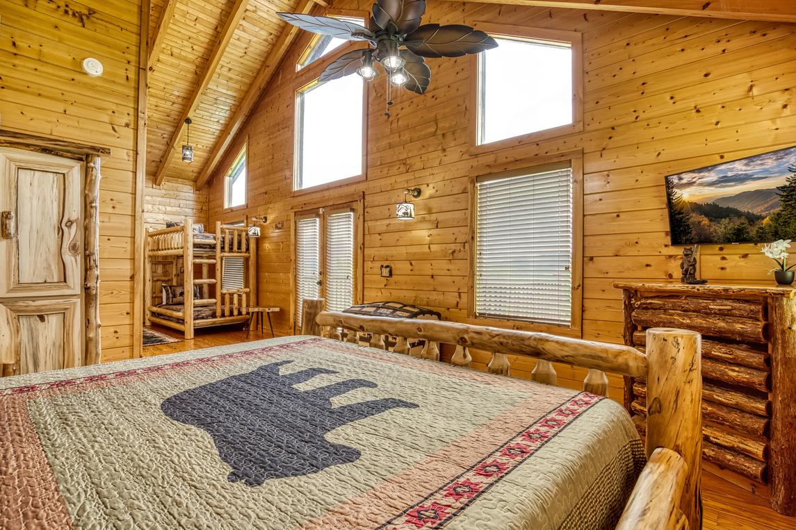 Lumberjack Lodge - New Listing
