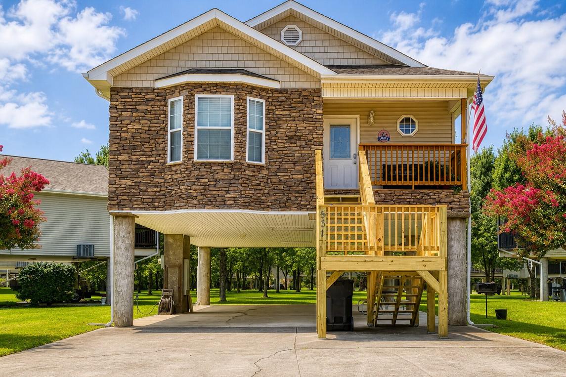 The Strawberry Bear - New Listing
