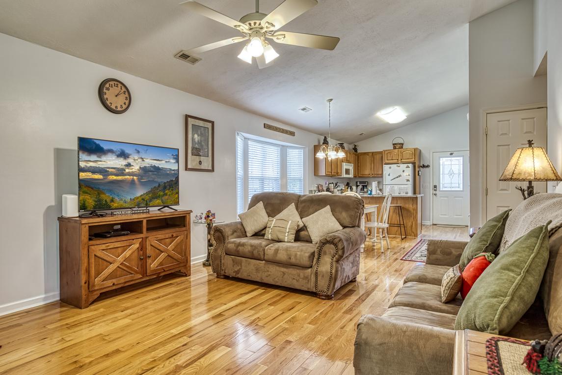 The Strawberry Bear - New Listing