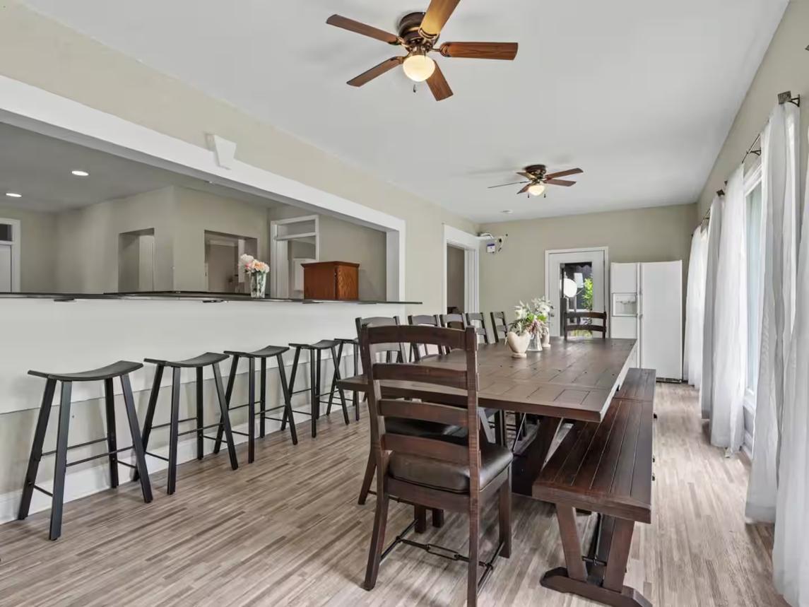 Bella Villa - New Listing 