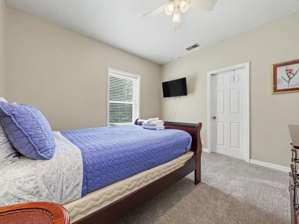 Bella Villa - New Listing 