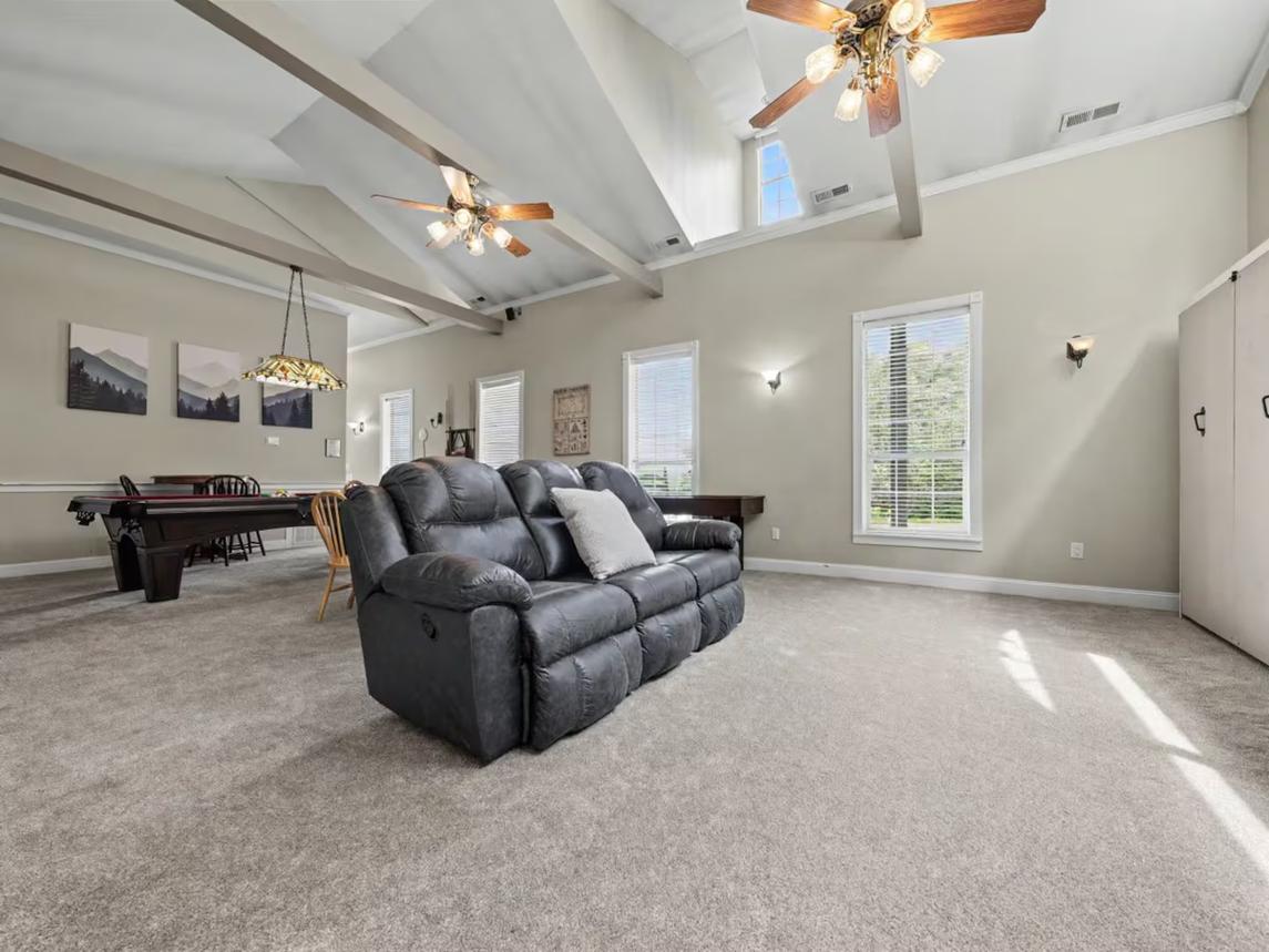 Bella Villa - New Listing 