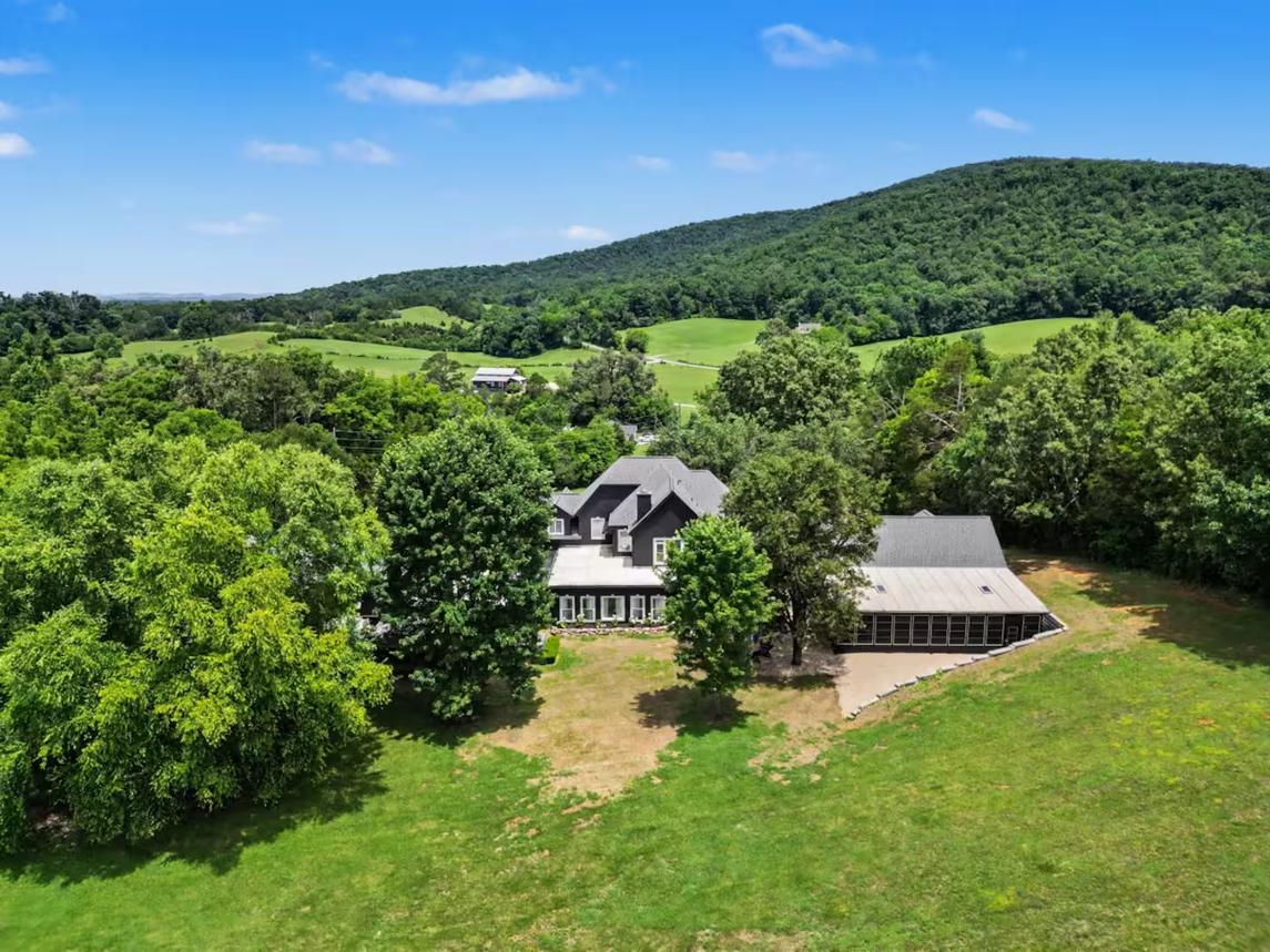 Bella Villa - New Listing 