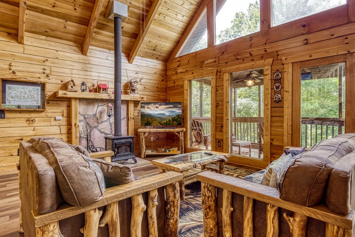 3 Peaks View - new Listing