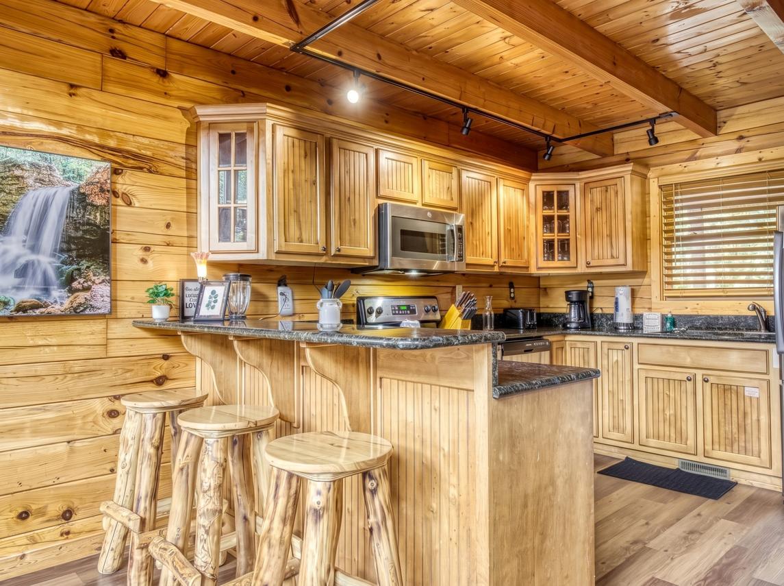 3 Peaks View - new Listing