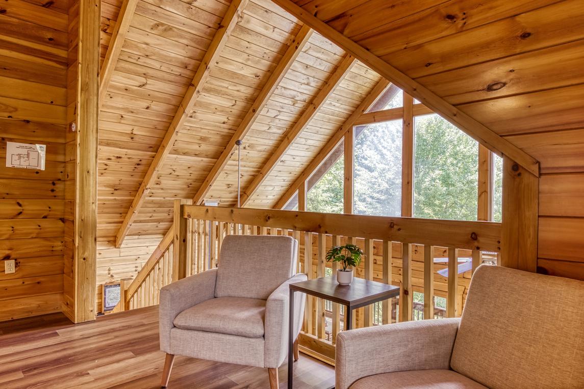 3 Peaks View - new Listing