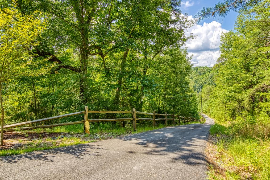 3 Peaks View - new Listing