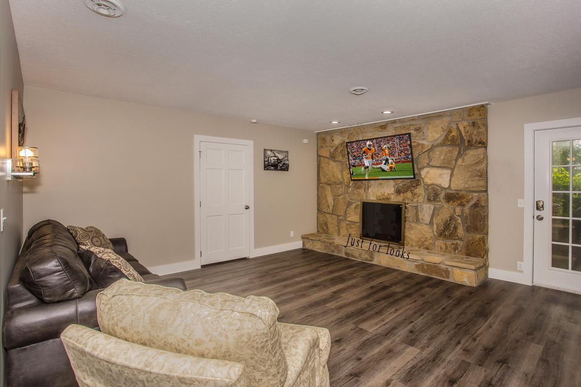 The Majestic - New Listing