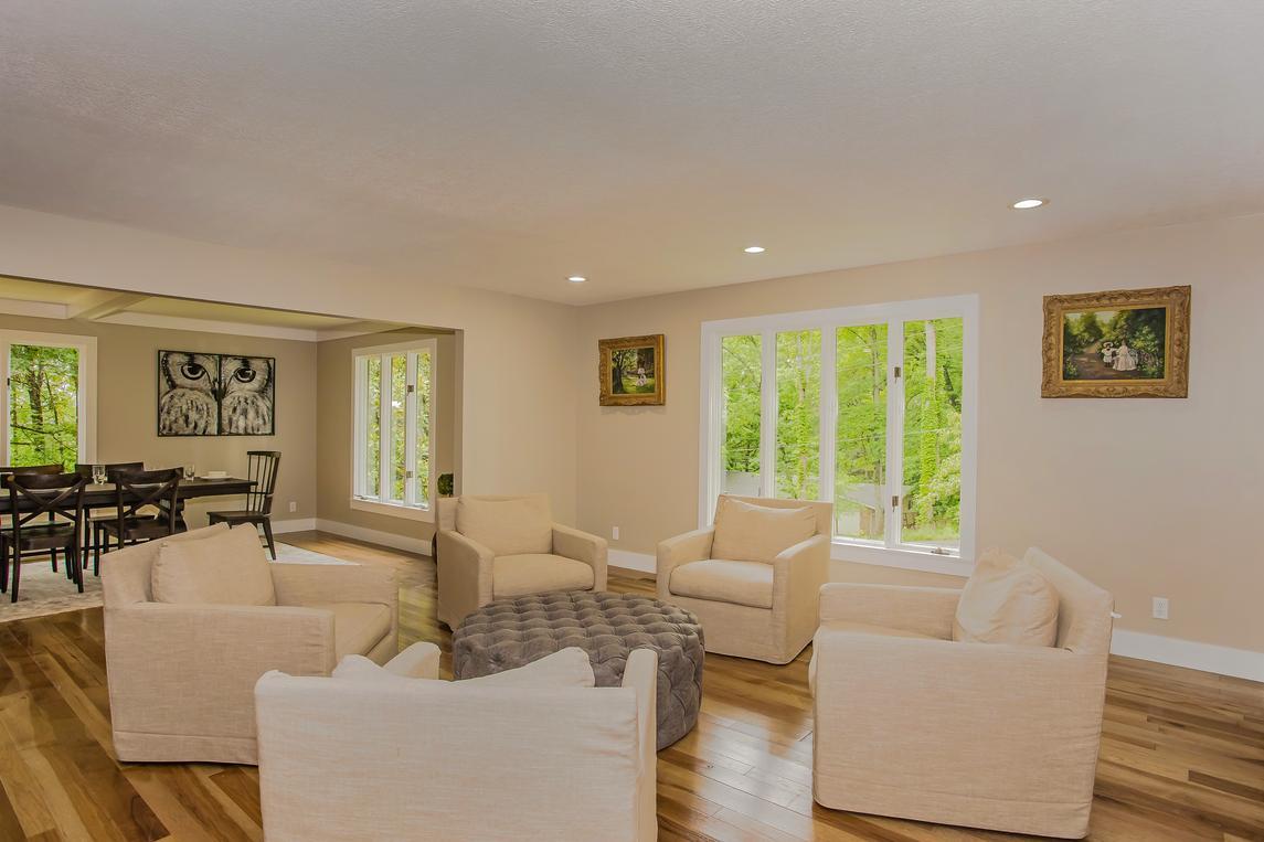The Majestic - New Listing