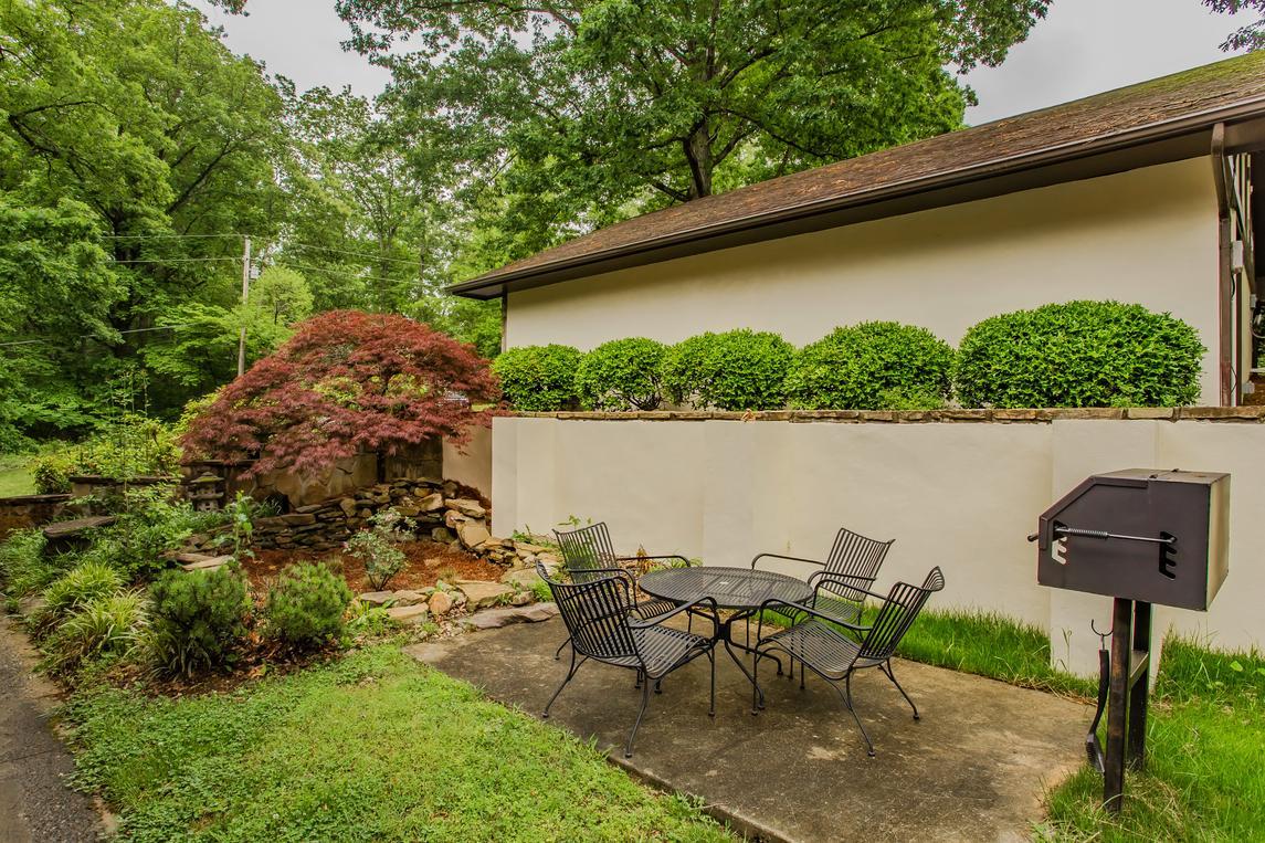 The Majestic - New Listing