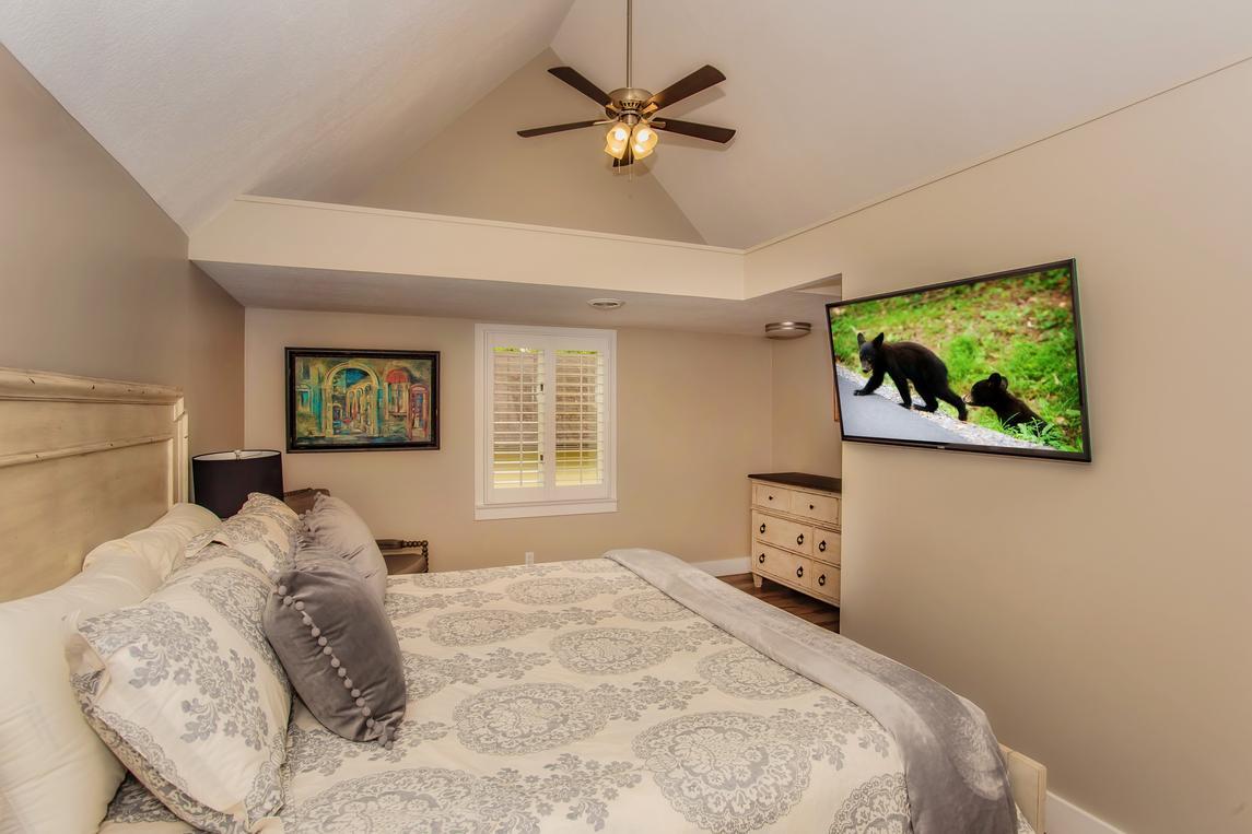 The Majestic - New Listing