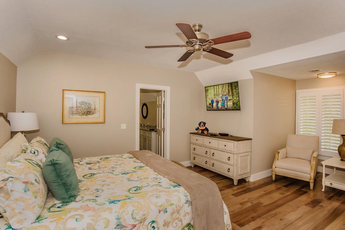 The Majestic - New Listing