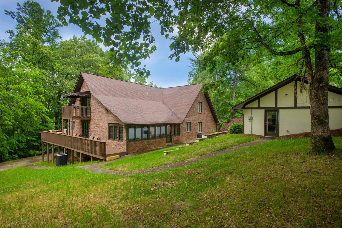 The Majestic - New Listing