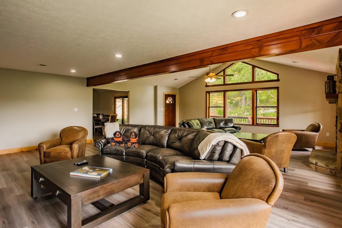 Big Bear Lodge - New Listing 