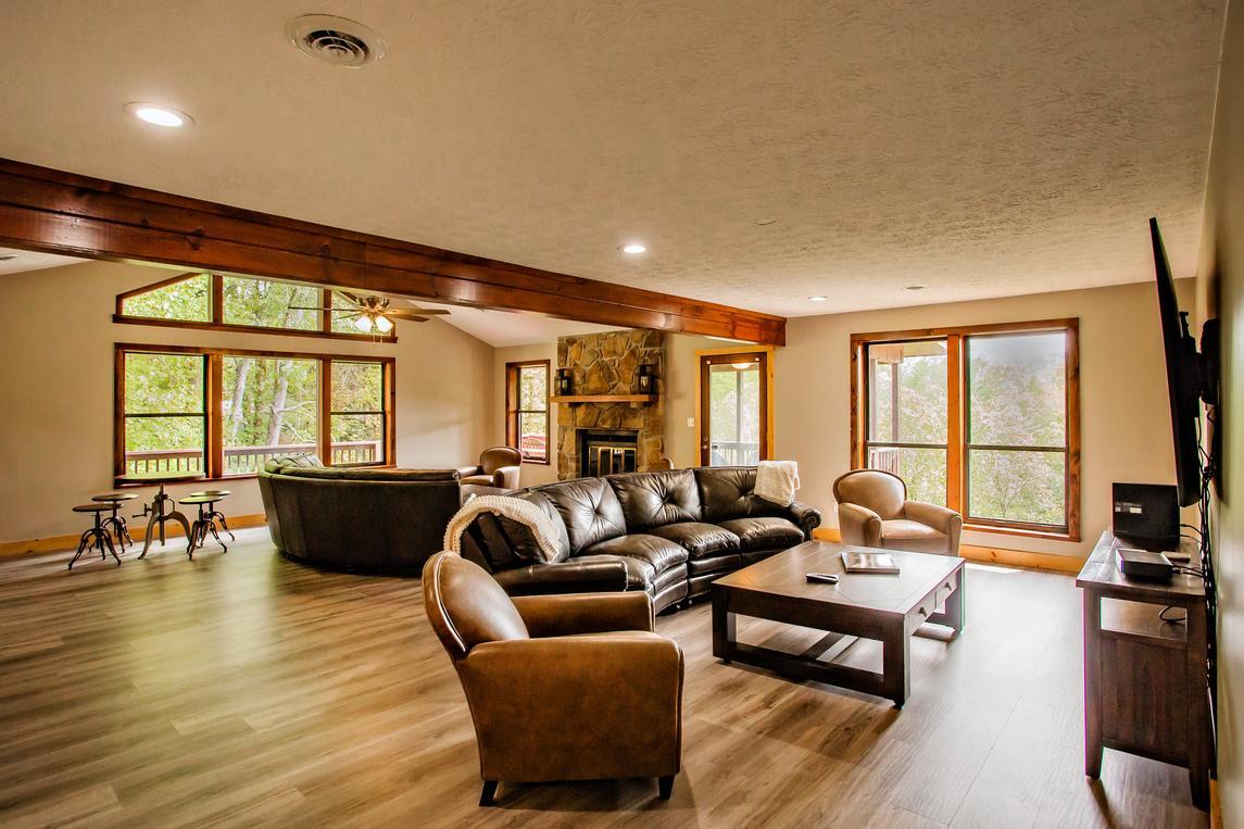Big Bear Lodge - New Listing 