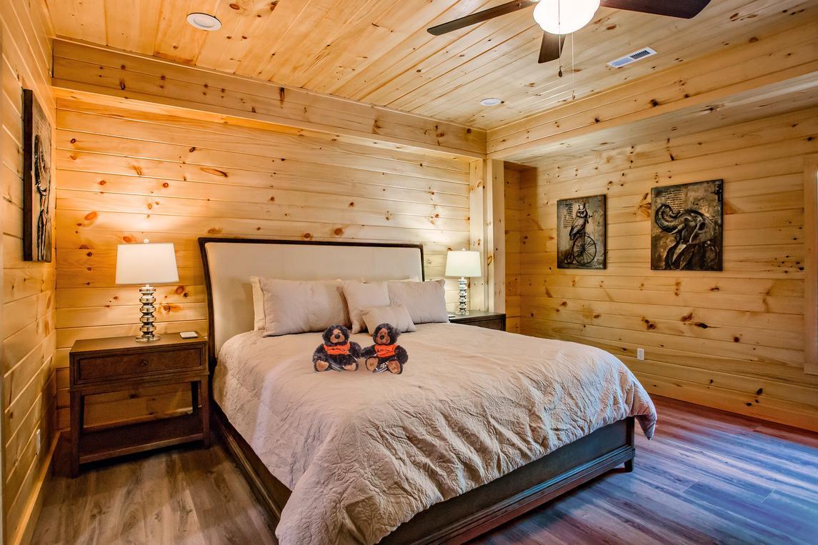Big Bear Lodge - New Listing 