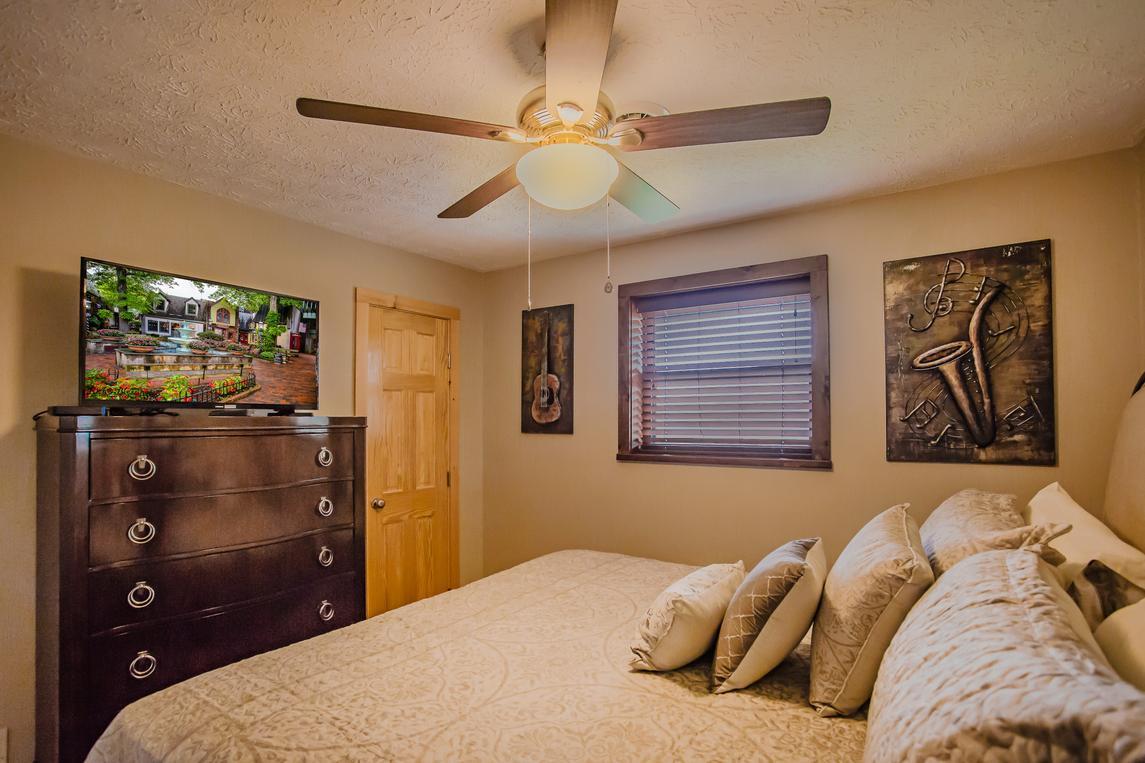 Big Bear Lodge - New Listing 