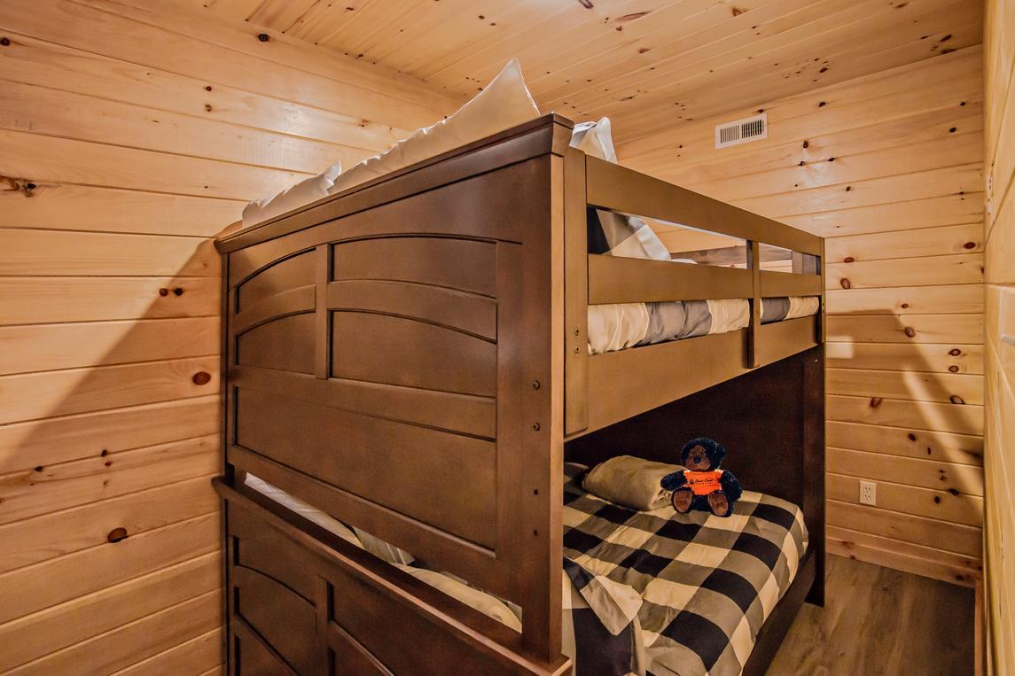 Big Bear Lodge - New Listing 