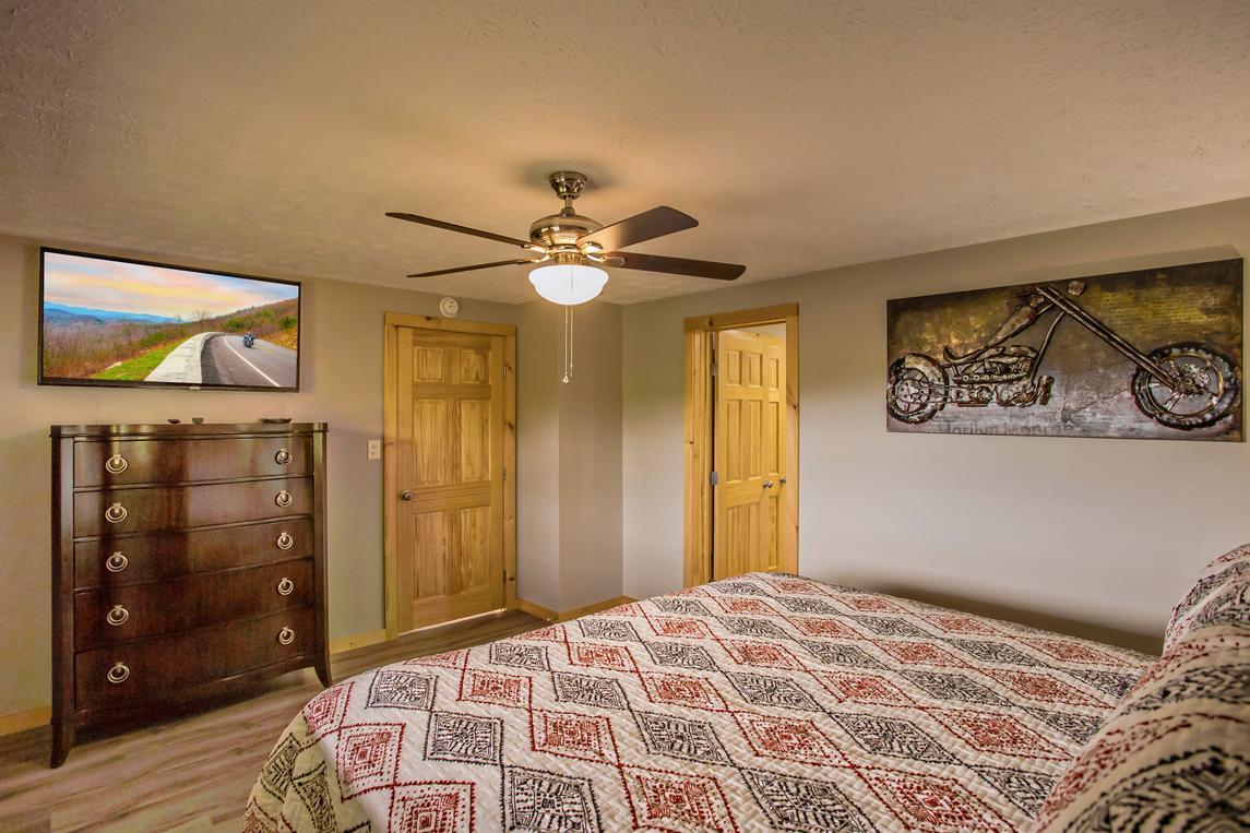 Big Bear Lodge - New Listing 