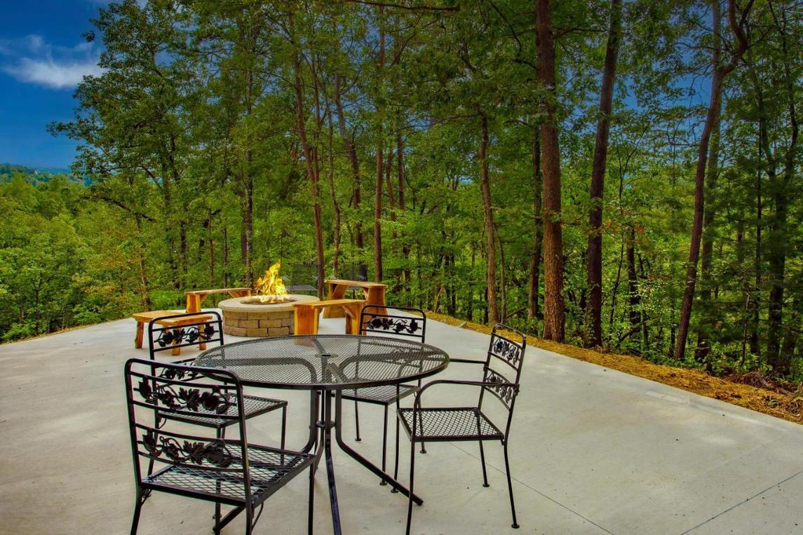 Big Bear Lodge - New Listing 