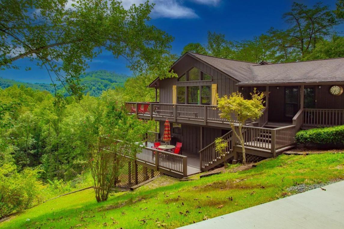 Big Bear Lodge - New Listing 