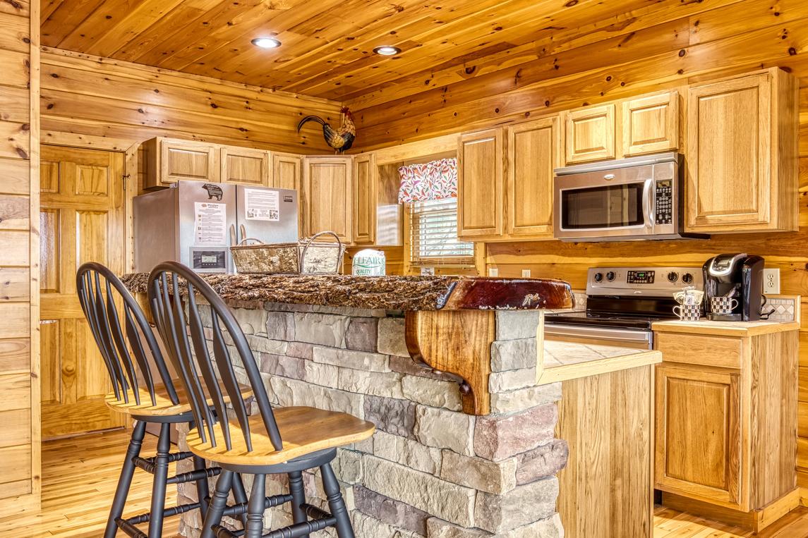 Alta Vista - New Listing