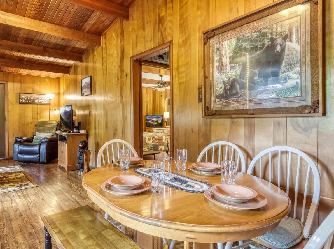 Bear Cub Retreat - In Gatlinburg
