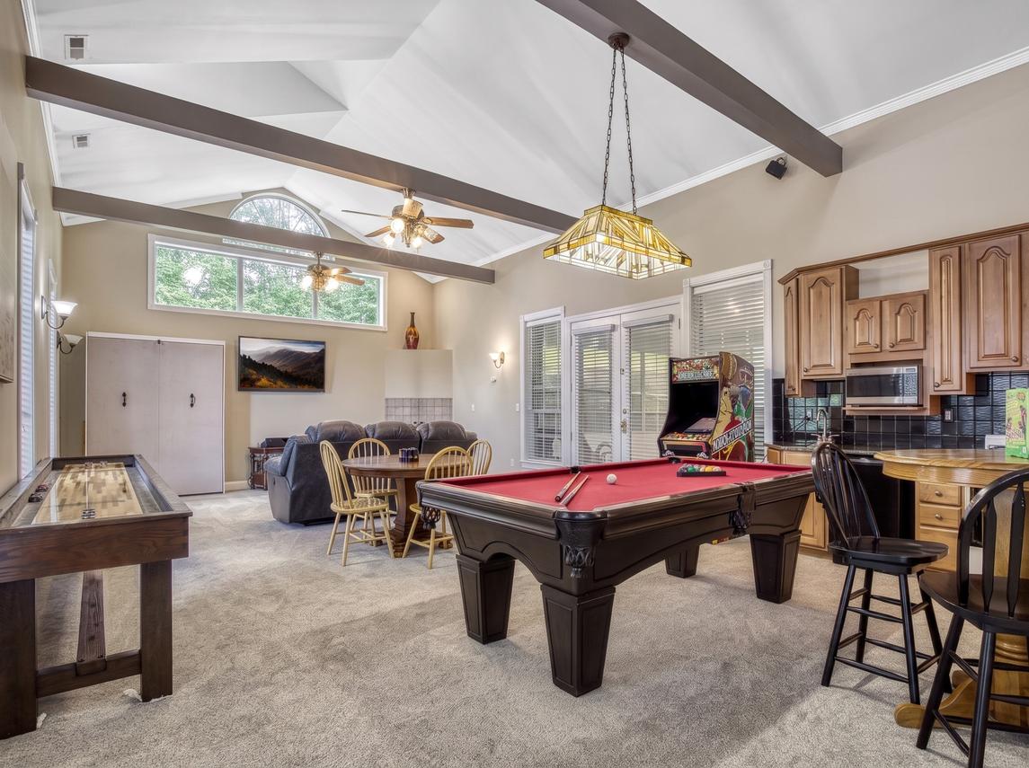 Bella Villa - New Listing