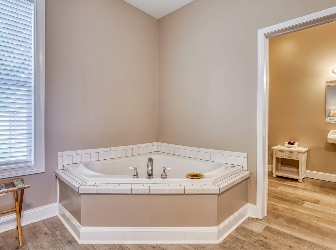 Bella Villa - New Listing
