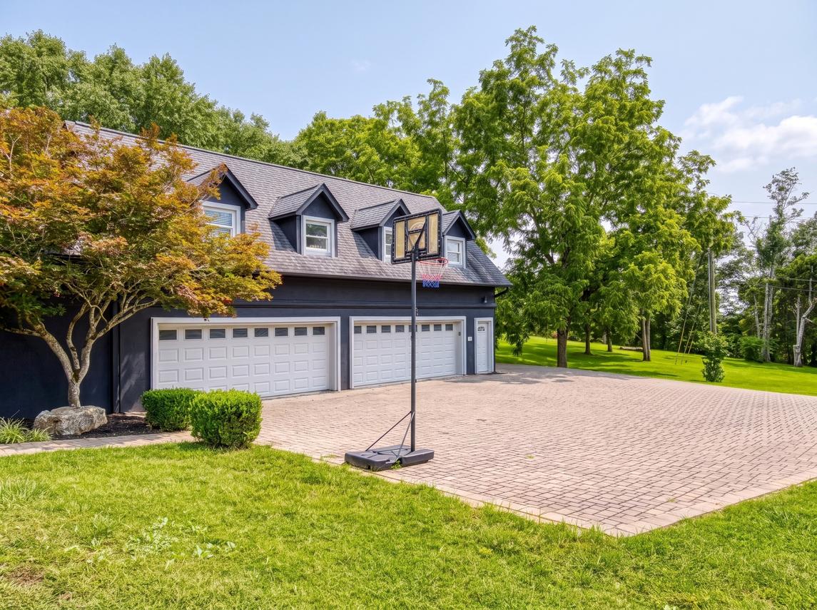 Bella Villa - New Listing