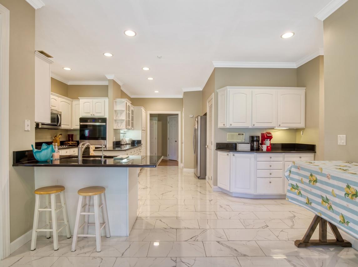 Bella Villa - New Listing