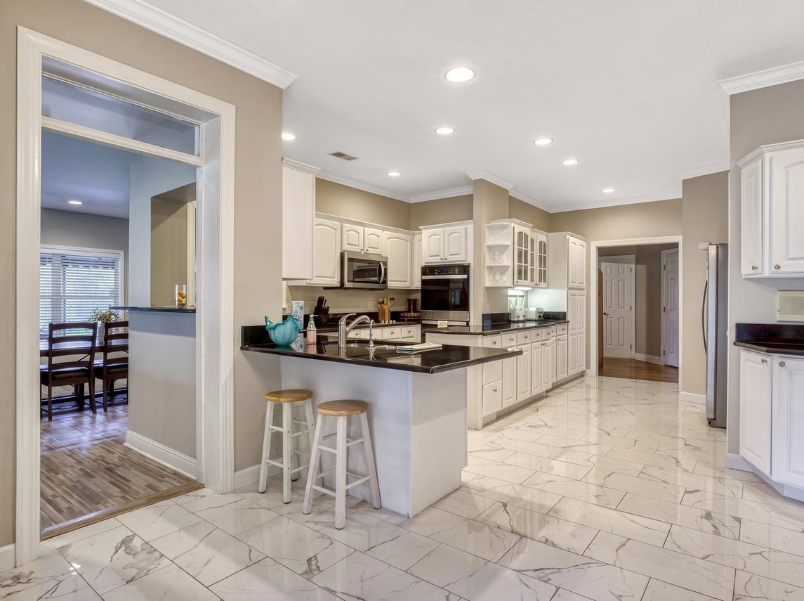Bella Villa - New Listing