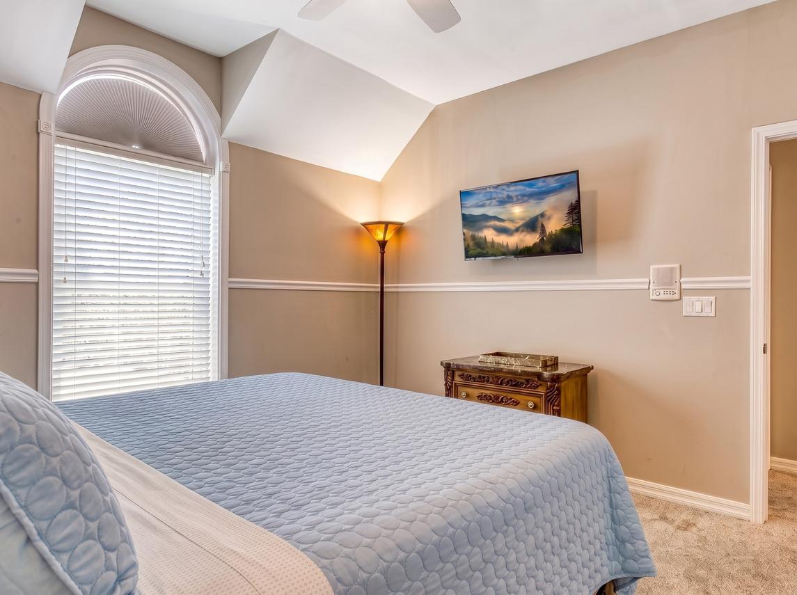 Bella Villa - New Listing