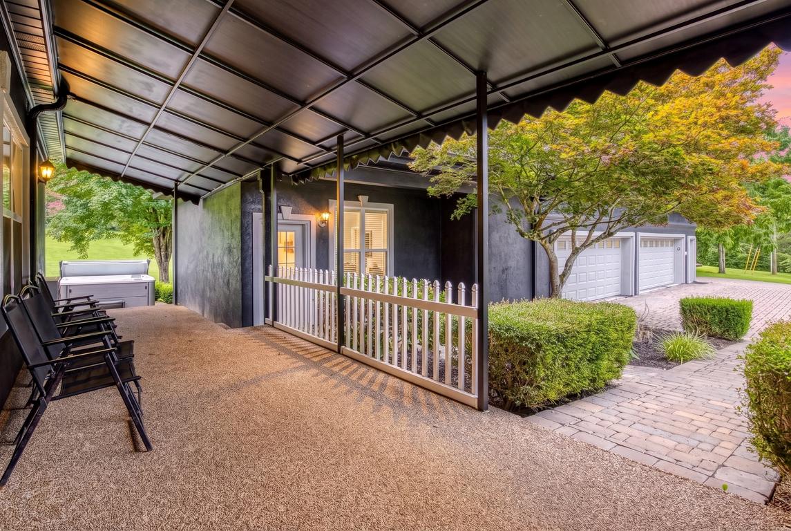 Bella Villa - New Listing