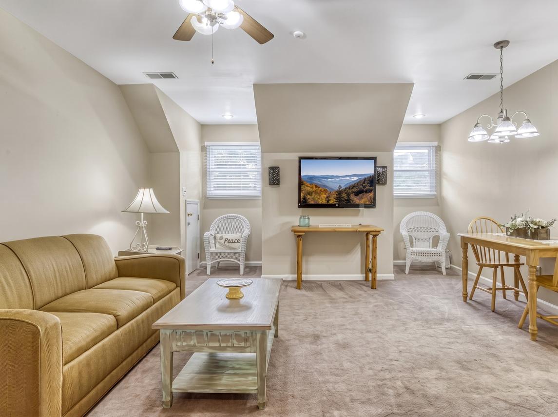 Bella Villa - New Listing