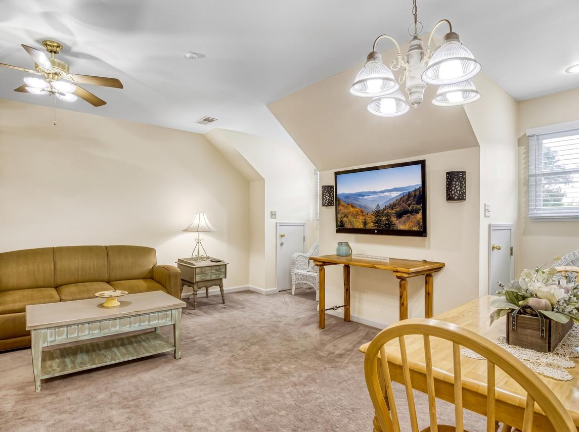 Bella Villa - New Listing