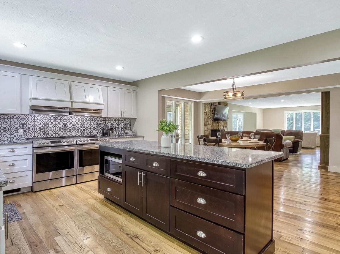 The Majestic - New Listing