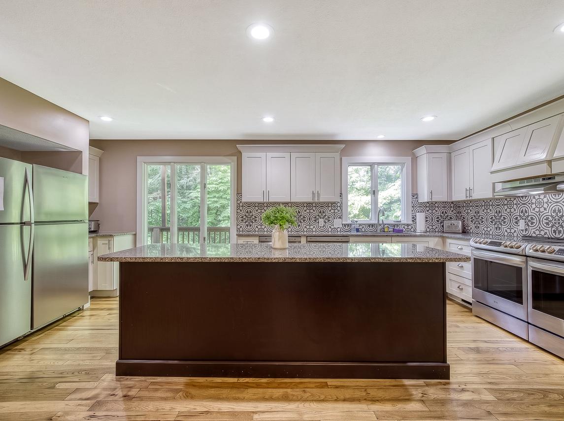 The Majestic - New Listing