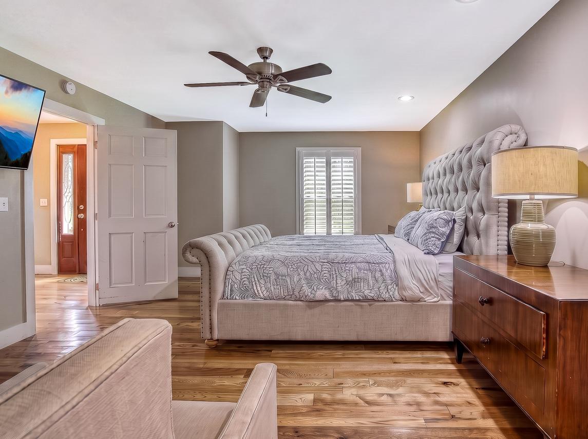 The Majestic - New Listing