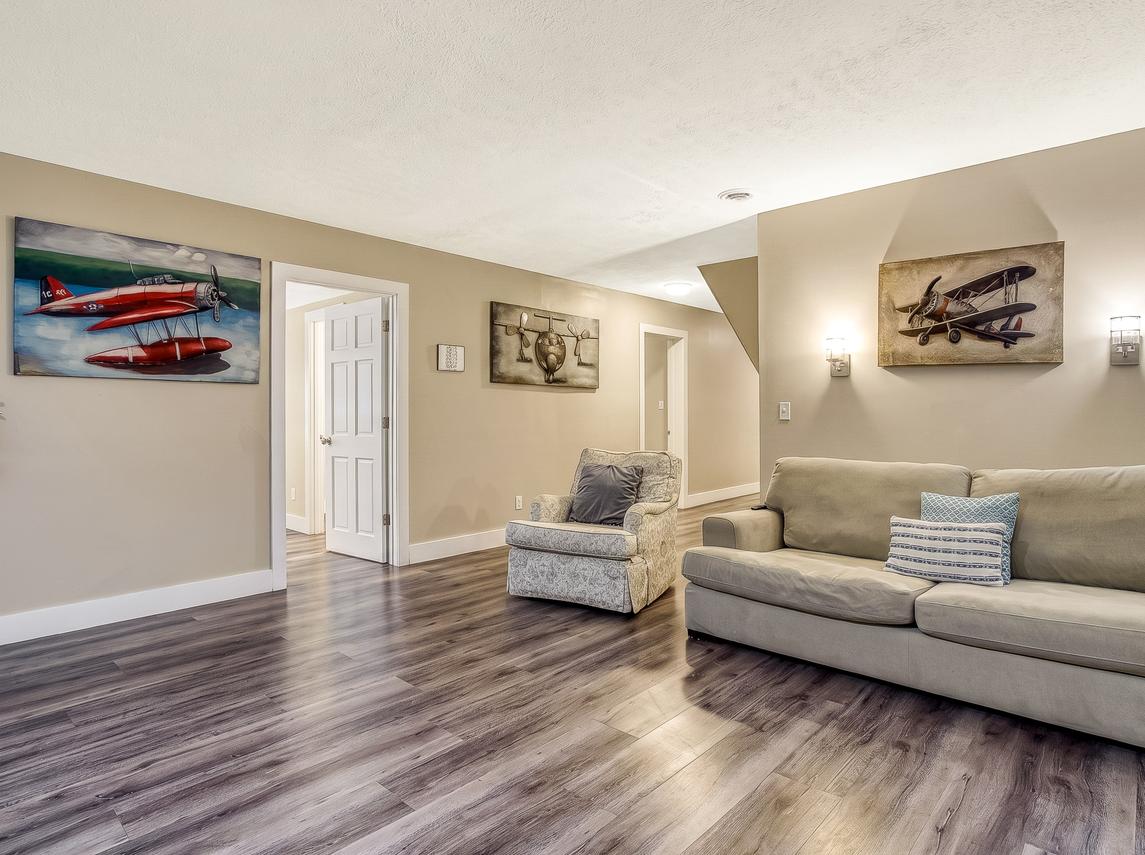 The Majestic - New Listing