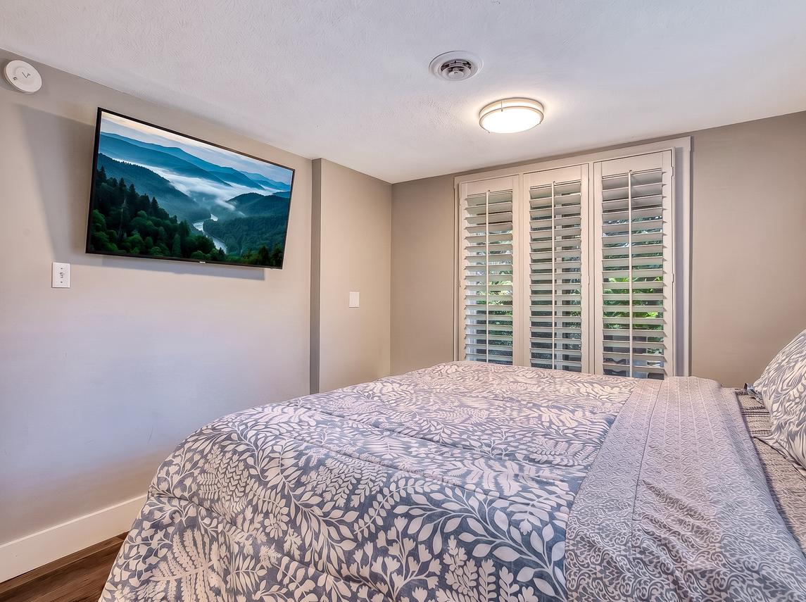 The Majestic - New Listing